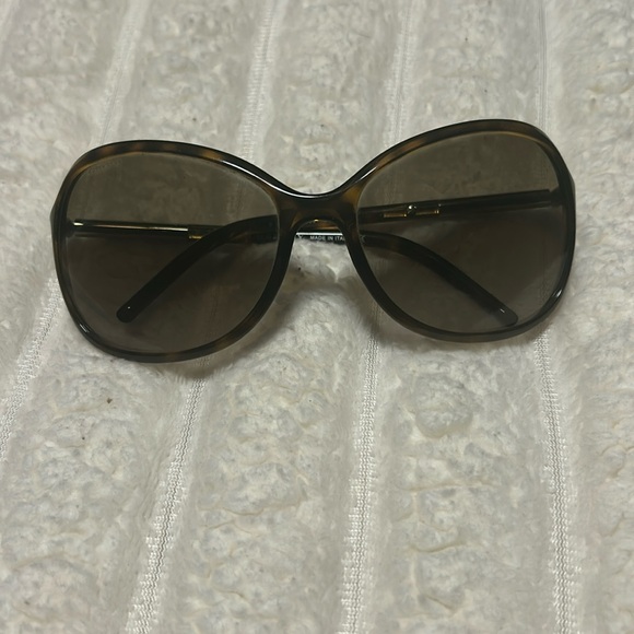 Burberry Tortoise Shell Sunglasses - Picture 1 of 7